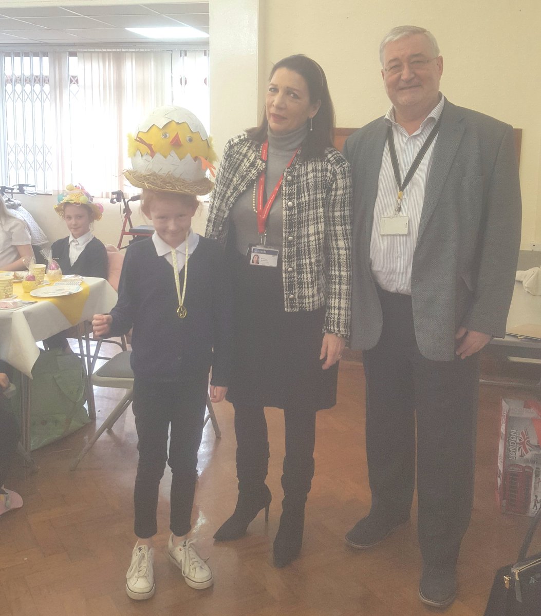 Anouther Successful Easter Bonnet Parade at our Yearly Swarcliffe Good Neighbours Easter Event.Myself and Cllr Peter Gruen with the Winner.