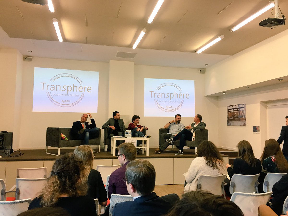 On parle #transfonum dans les #entreprises au forum #Transphere ! Merci <a href="/CapeosConseils/">Capeos_Conseils</a> <a href="/digitaleo/">digitaleo</a> <a href="/florianhemont/">Florian Hémont</a> #brunochaudet #brewennhellec