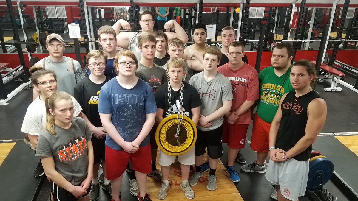 BulldogStrongot's tweet image. BF club checking in awesome job this morning along with last week's MVP @peytonj44. Gotta love the smell of plates and sausage! #BNF #successisearnednotgiven