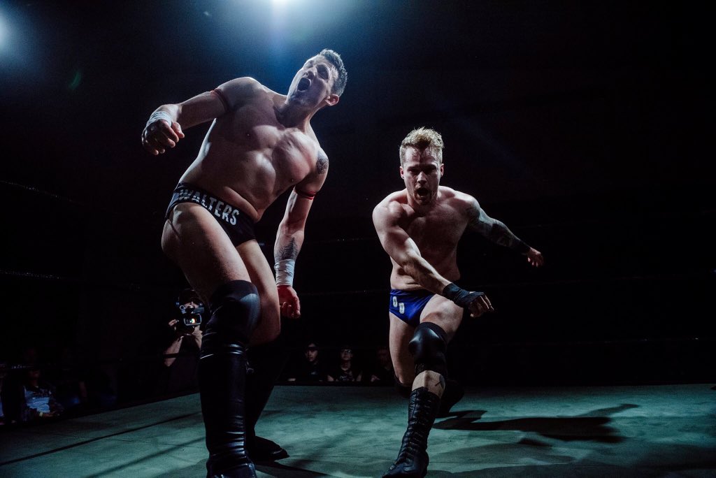 OisinDelaneyPW's tweet photo. Hard as nails.
Slugfest with @DarkWolfFights at @UnPro_Wrestling
📸🔥 @RobBrazierPhoto
🏴
#wrestling #britishwrestling #irishwrestling #britwres #tagteam #slugfest #fitness #indywrestling #hackney #hackneyshowroom #sportsphotography #actionphotography #independentwrestling https://t.co/DFLriU3VCQ