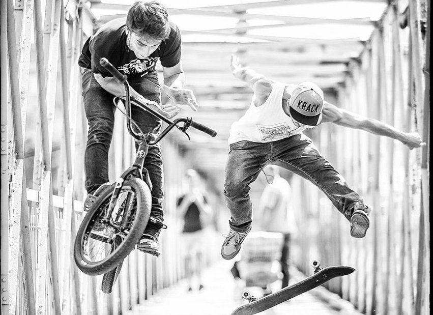 RadioZero94_5's tweet photo. Se viene el #BMX y #Skate el 14 de abril y contará con la participación de destacados bikers y skaters de la región.
Además, hip-hop, trap y arte graffitero. Comunicate al 2995289289 #EstoEsLoQueHay #Deportes
https://t.co/WSF31e4AdV
https://t.co/TkftvMZRSi https://t.co/ry1pK4LJdn