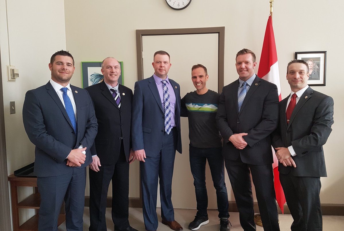 IAFF1576's tweet photo. Met with MP @MattDeCourcey this morning in Ottawa with our Brothers from @IAFF1053 to discuss federal issues. Matt's support for Firefighter safety is always greatly appreciated by our members in his riding. @IAFFCanada #iaffcdnleg https://t.co/jwzIelA5NG
