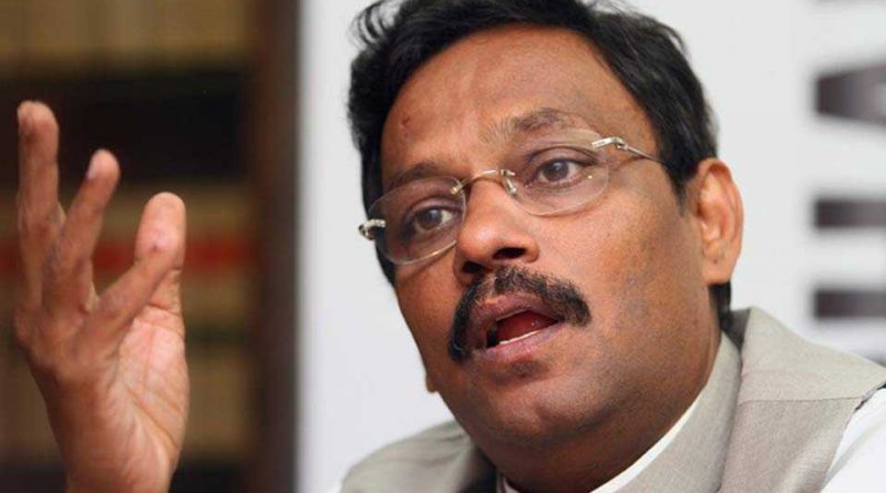 MumaspsEng's tweet photo. Maha govt may bring law to check copying in exams: Vinod Tawde @TawdeVinod @CMOMaharashtra @mumbaiaaspaas
https://t.co/KAlV6qqEO1 https://t.co/ElMFuNFr9t