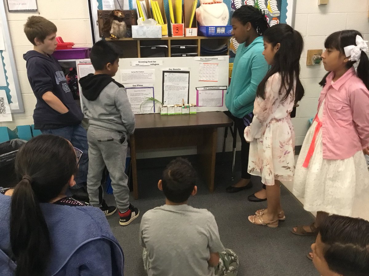 SusanMc1122's tweet photo. Third grade presenting #PBL results. Students teaching students #awesome https://t.co/VtGbzlCYsx