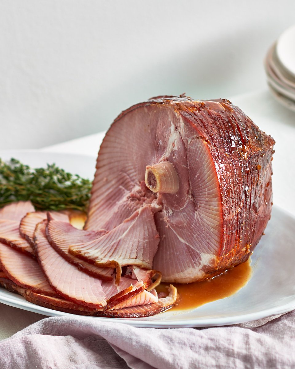 Recipe: Easy Brown Sugar Honey Glaze for Easter Ham — Recipes from The Kitchn dlvr.it/QMXjrb