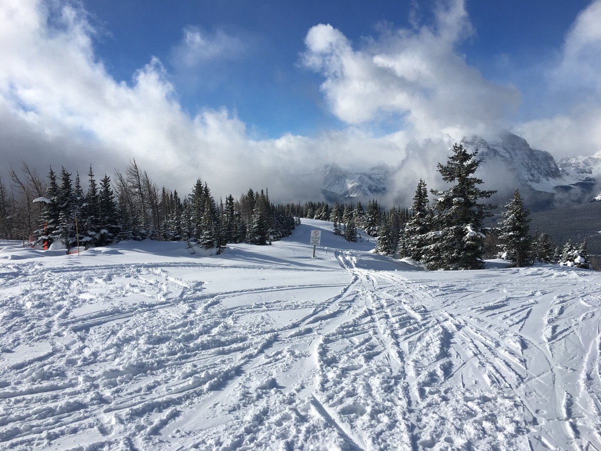 prairieexplorer's tweet photo. Beauty ski day @SkiLouise with @WhteFshCantJump and @MKindratsky !
#ISLlife #OneISL #ISLEngineering https://t.co/qFUnS1cJDU