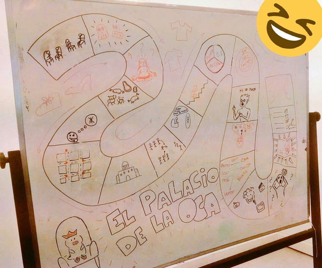 puerta_18's tweet photo. Mientras tanto, en #puerta18, en el taller de Técnicas de Creatividad... https://t.co/3zvaYCJ7L2
