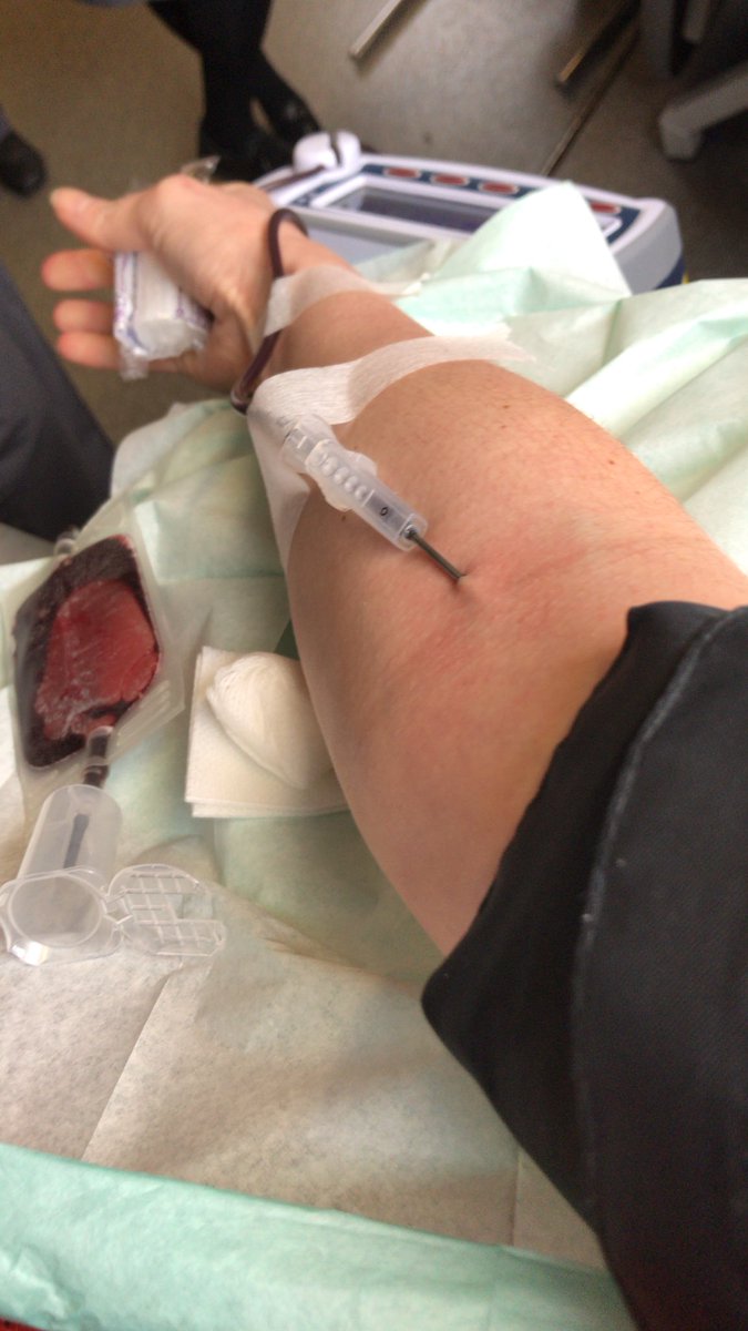 wobblybumkid's tweet photo. Busy day being a horizontal hero, no biggie @givebloodwales #10Pints #RollUpYourSleeves https://t.co/mIL1eMPJIw