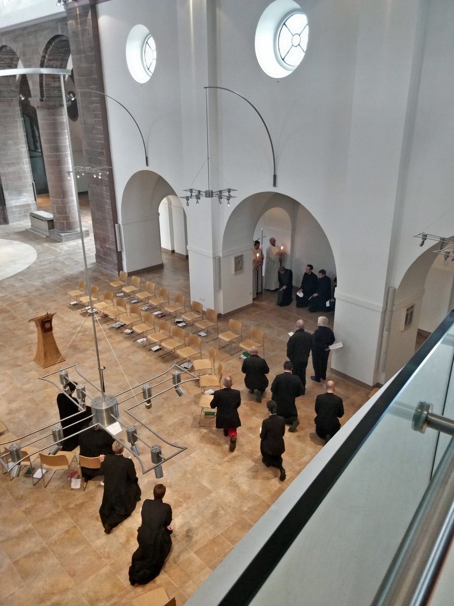 CR_Mirfield's tweet image. Retweeted CoR Mirfield (@CoRMirfield):

Stations of the Cross @CoRMirfield  led by Br Jacob @CR_Mirfield @c_of_e @CofECalling #CoRHolyWeek #prayer #vocation