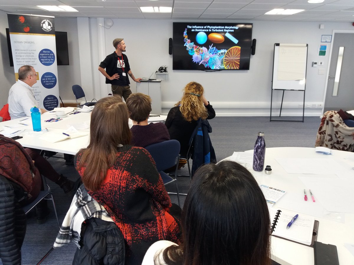 DeepBlueLeigh's tweet image. Great talk by @Russell_Arnott on why engagement is important (and fun!) as part of the @futureofourseas @NERCscience #EngagingEnvironments #scicomm workshop here in #Plymouth