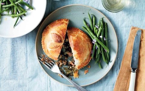 FARMUSA's tweet photo. How to cook a vegan feast for #Easter lunch https://t.co/5PEahzscwO via @Telegraph #Easter2018 #EasterHolidays #VeganEaster https://t.co/K54m6G0zRp