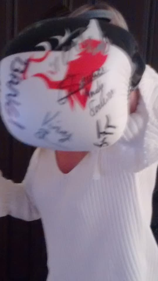 carolefazen's tweet photo. My very own #fighttips gloves autographed by #LiamHarrison, @BasRuttenMMA , @vinnyshoreman, @DUANEBANGCOM, #AndySouwer and @chinzoapam.  Thank you gentlemen.  You made my day.  Feeling the power already after slipping these babies on just once.  Priceless! https://t.co/j1CKBe3Xav