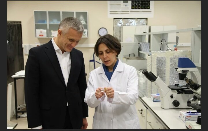 İYTE’deki “Kuluçka”dan 3,5 Milyon Dolarlık Şirket Çıktı 
Doç. Dr. Okvur’un Teknopark İzmir Kuluçka Merkezinde kurduğu firması İnitio Biyomedikal Mühendislik, 3,5 milyon Dolar değerleme ile yatırım aldı.
shar.es/1LzmFJ