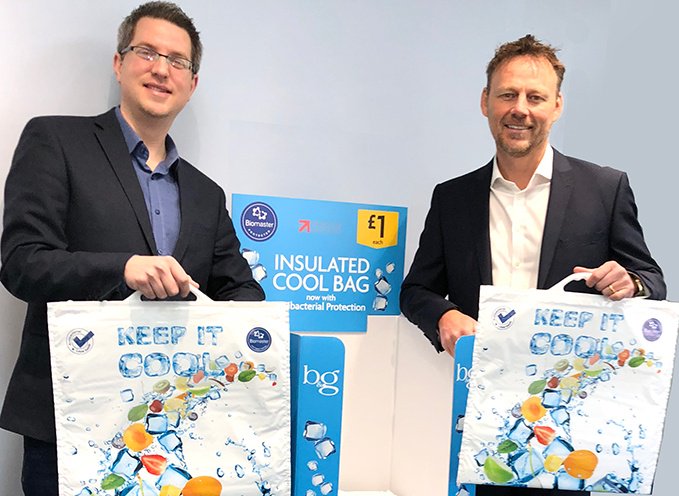 UK Major Retailer Launches Antibacterial Cool Bag <a href="/Morrisons/">Morrisons</a> <a href="/BG_Products/">Peter Ralten - The crazy Dutchman in packaging!</a> addmaster.co.uk/news/uk-major-…