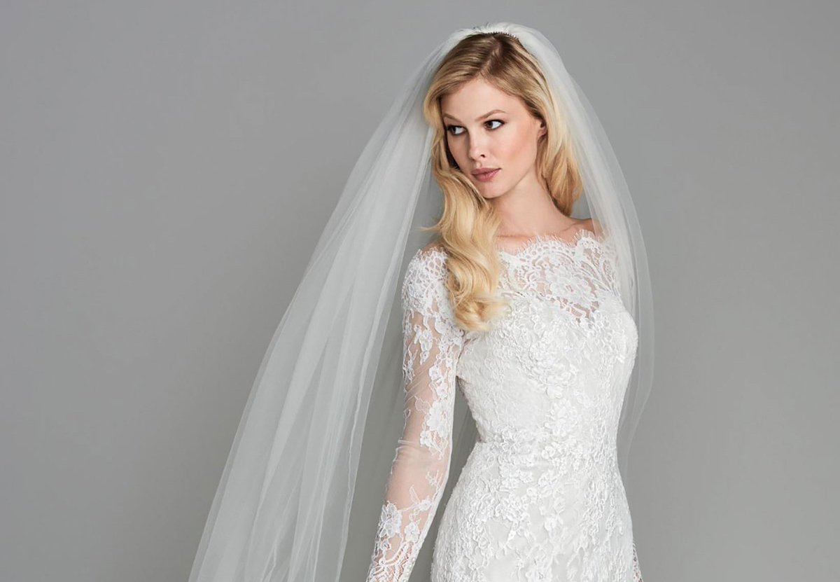 Newsflash: finding your dream #weddingdress is easier than you think. Here are some insider tips from the owner of @FlairBridesmaid to make your search as painless as possible! southernneweddings.com/how-to-find-yo…