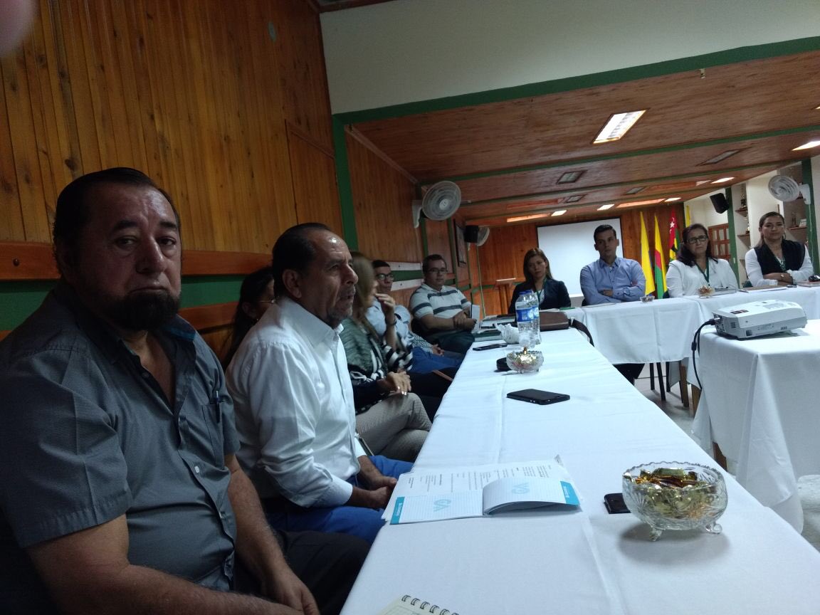 jaimechavezsuar's tweet photo. Santander tierra de la economía solidaria @FComultrasan y @fecolfin  desde Mogotes, explorando ideas de integración y desarrollo https://t.co/dqDgOYJVOm