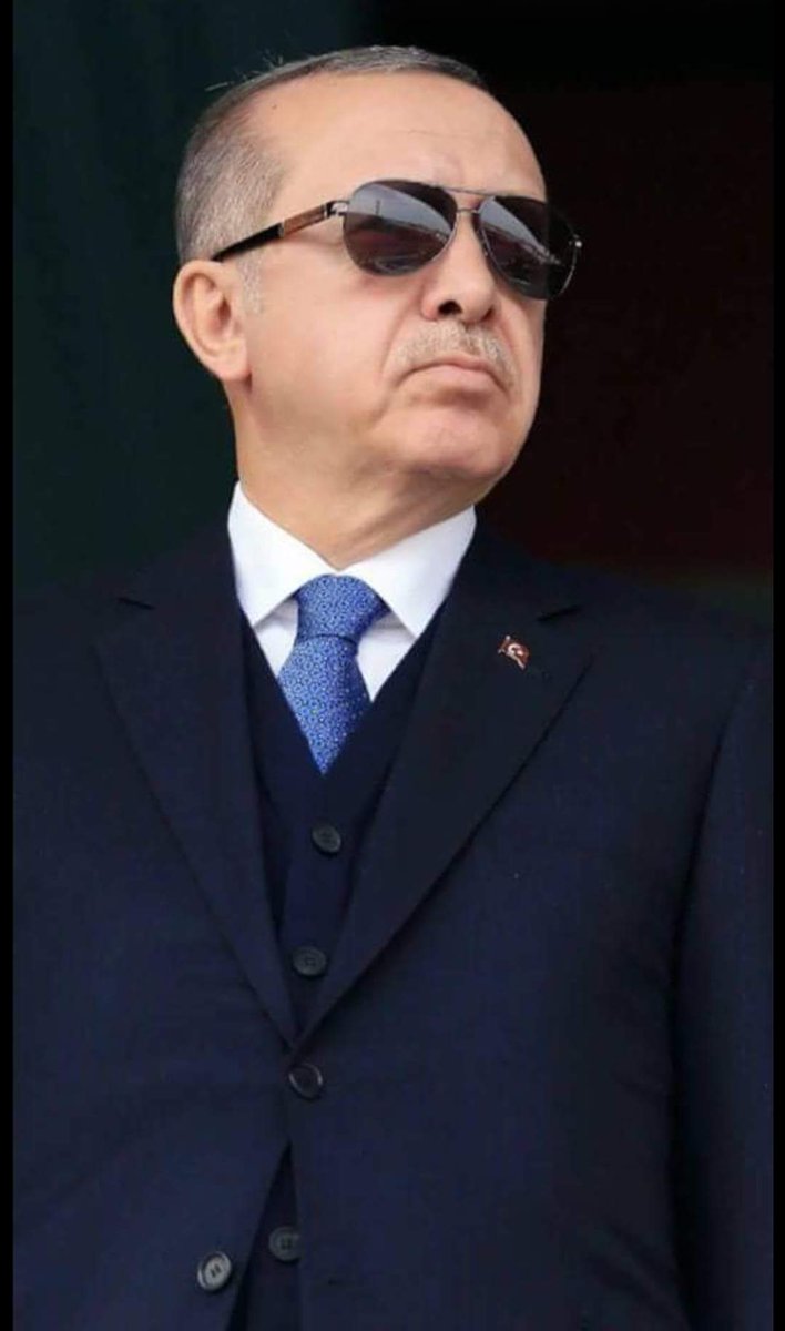 eminenur571's tweet photo. Müslümanlar üzerine oynanan tüm oyun ve tiyatroları bozan adam....
#27MartDünyaTiyatroGünü https://t.co/7nSjfZOnso