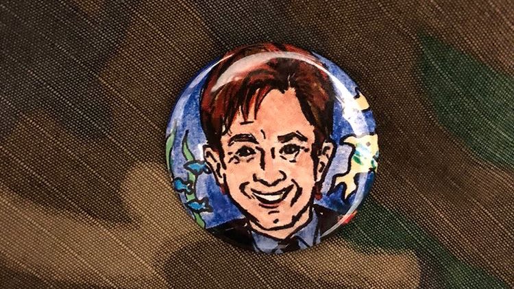 buttnbooty's tweet photo. Julie just asked me to please tweet about buttons at least once a week... what a party pooper lol! Jk both of my bosses are great. Anyways here’s Martin Short. https://t.co/9S7ceOq0TK