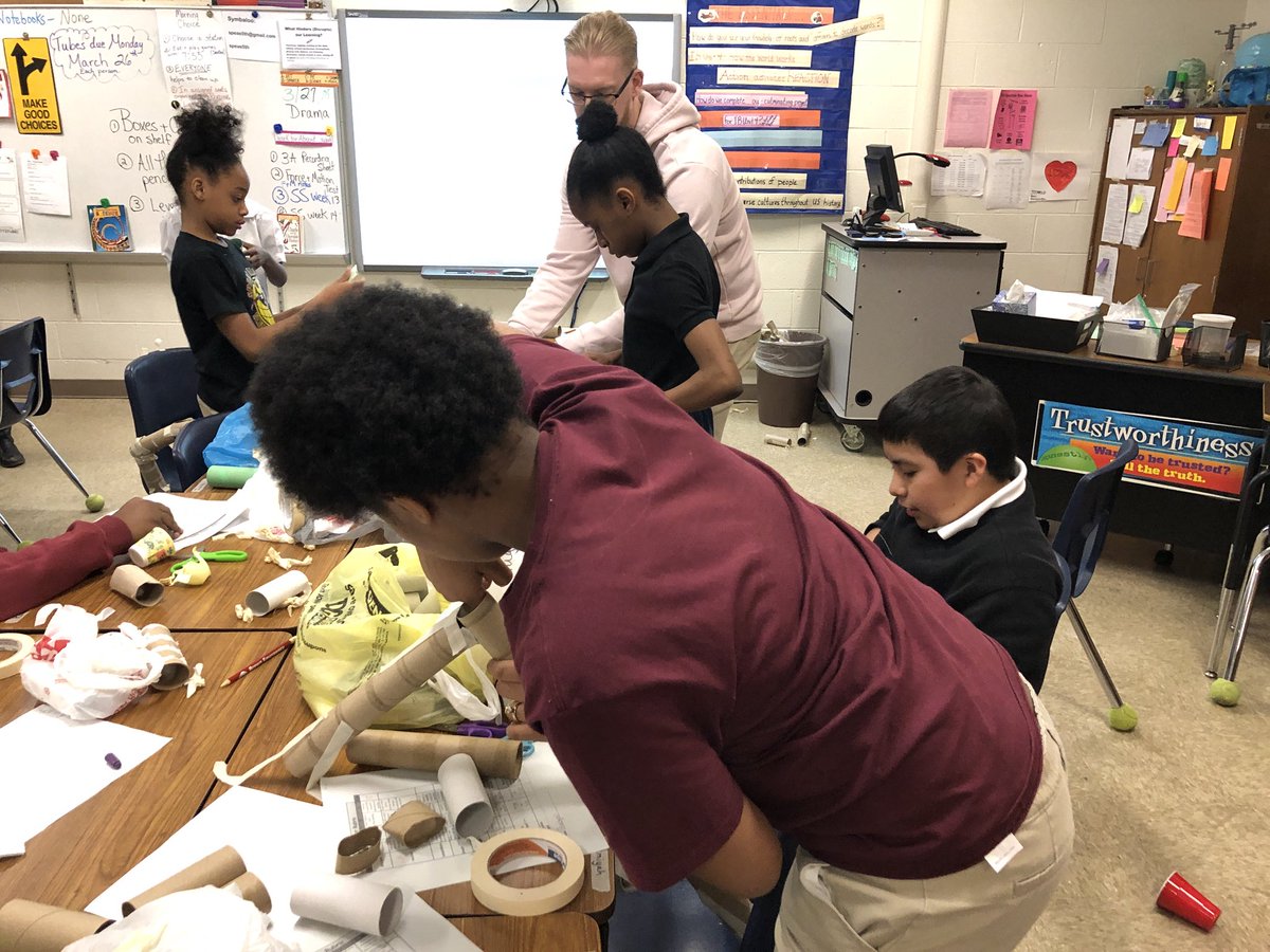 SpeasGlobal's tweet photo. #SpeasG5 #RollerCoasterProject inquirying into #HowTheWorldWorks "Action activates reaction."  5.P.1 Understand force, motion &amp;the relationship between them @WSFCS_Science #ibpyp #STEM https://t.co/vmdQZMqxaX