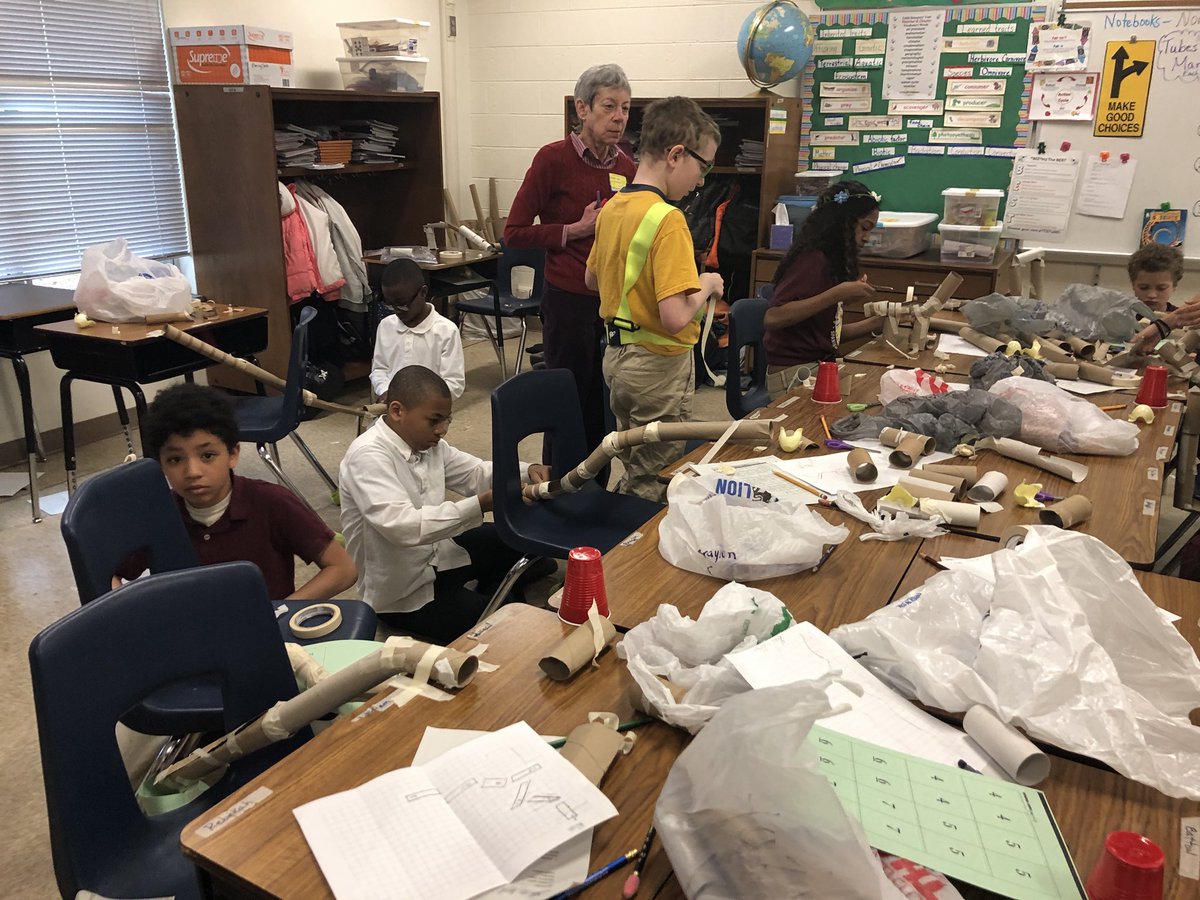 SpeasGlobal's tweet photo. #SpeasG5 #RollerCoasterProject inquirying into #HowTheWorldWorks "Action activates reaction."  5.P.1 Understand force, motion &amp;the relationship between them @WSFCS_Science #ibpyp #STEM https://t.co/tF8VTRbmbs