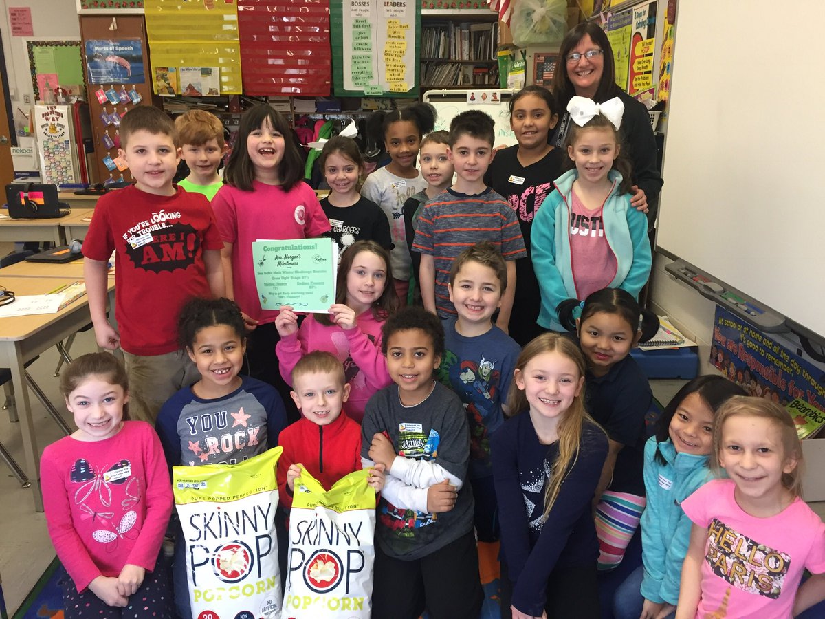 LMGirolamo's tweet photo. Congratulations Mrs Morgan’s 2nd graders at @BrooksideTweet for winning a popcorn party 🎉 for highest Green Light usage in @GreeceCentral #ReflexMathChallenge Thx @BJsWholesale for the 🍿 🙌🏼 @K5MathGCSD @ExploreLearning https://t.co/bGciJR2tFQ
