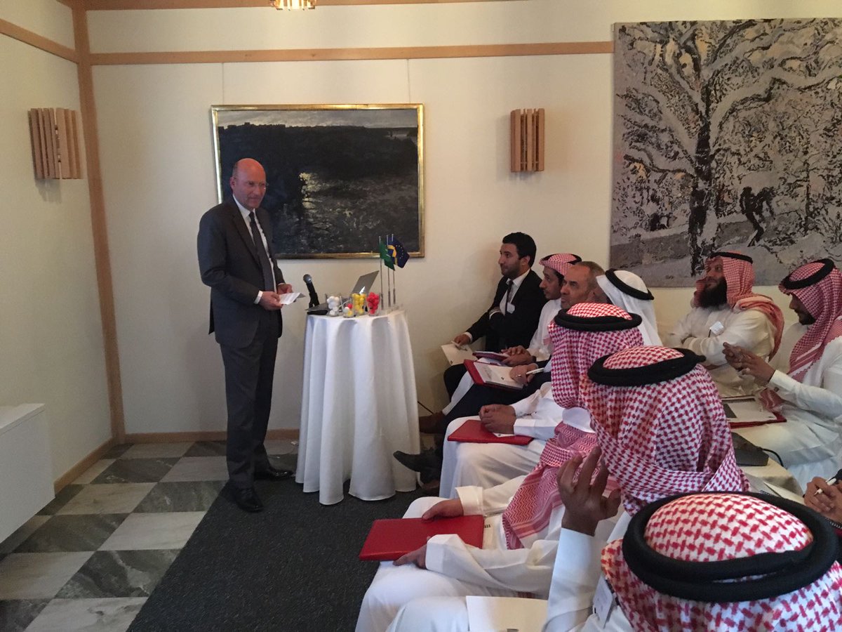 InnoSurvey's tweet image. #InnovationCircle opening by  Jan Knutsson, ambassador to Sweden in Saudi Arabia.
#Innovation360 @SwedeninKSA