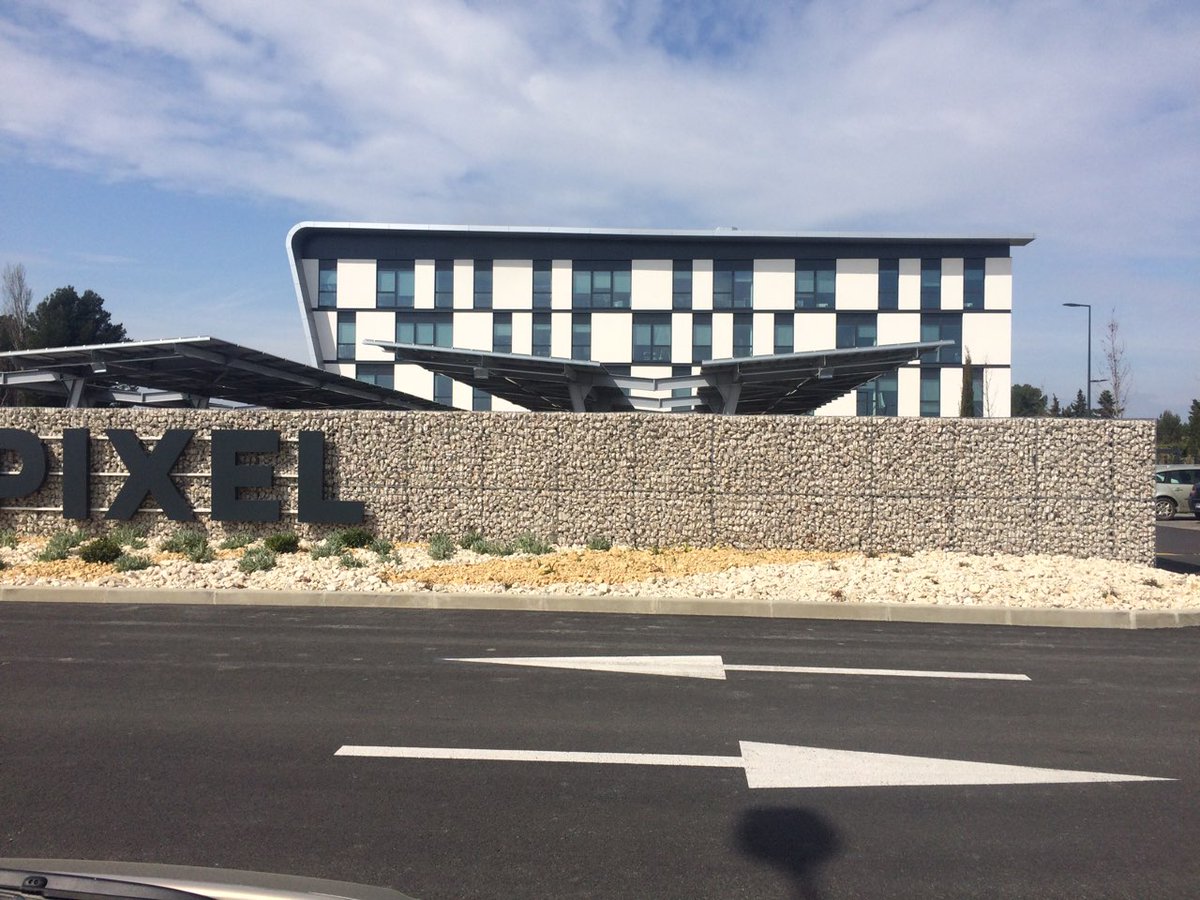 RunAlways_fr's tweet image. Aujourd'hui, nous étions aujourd'hui dans les magnifique locaux de @EtableCowork de Sorgues.