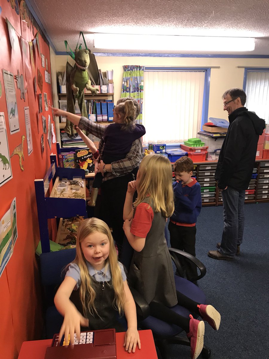 What a lovely afternoon had by all in p2 with our special visitors! #openafternoon #sharingourlearning #visitorfun @ForehillSchool