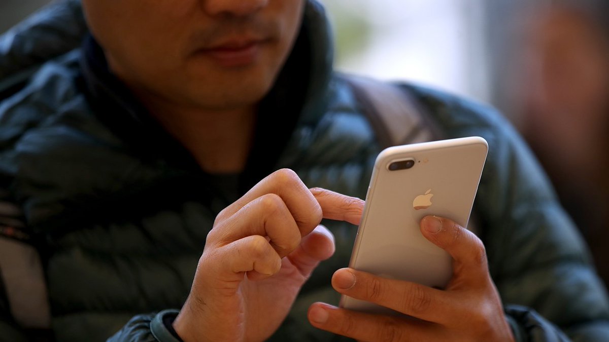 One city may pass a law making it illegal to access work emails after regular work hours. bit.ly/2DYKDA0?utm_so… https://t.co/gO0SLA0m8T