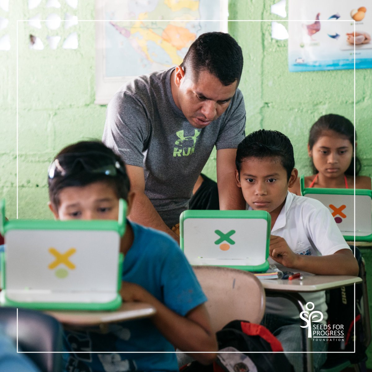 Our teachers have seen firsthand the benefits of the integration of #Technology in the learning processes. They recognize the importance of developing these technological skills in students so they will be prepared for the future. #education  #Nicaragua #TuesdayThoughts