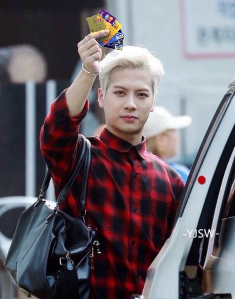 02950424's tweet image. แจกเงิน 500 สุ่มจากรีหลังแพคของเสร็จ ประมาณวันศุกร์ 💕 
อย่าลืมเข้าไปอวยพรแจ็คสันในแท็กให้ติดเทรนนะ (ไม่ต้องเมนชั่นมาหาเราเด้อ) #KINGJACKSONDAY