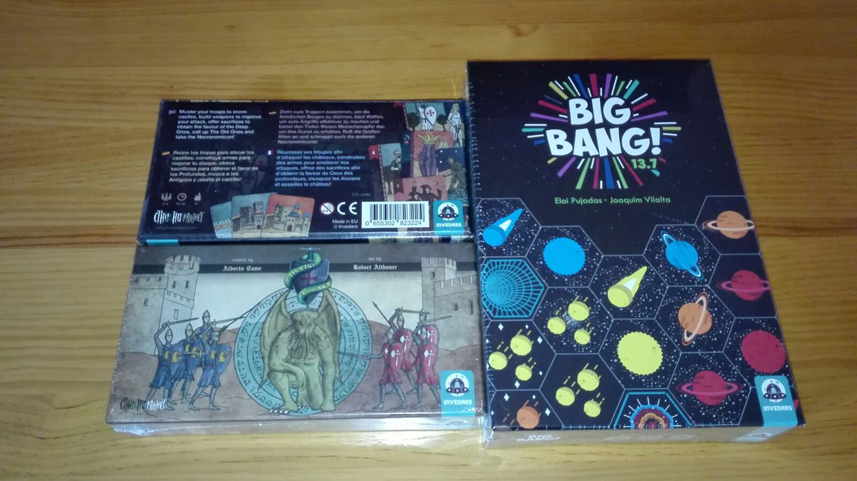 queremosjugar's tweet photo. La editorial @invedars  vuelve este año a invadirnos con sus ultimas novedades. Nos Veremos las caras con "Big Bang 13.7" y Cthulhu Crusades. Como siempre es un honor teneros en nuestras #IXJornadasQJ #juegosdemesa https://t.co/49301AUrOV