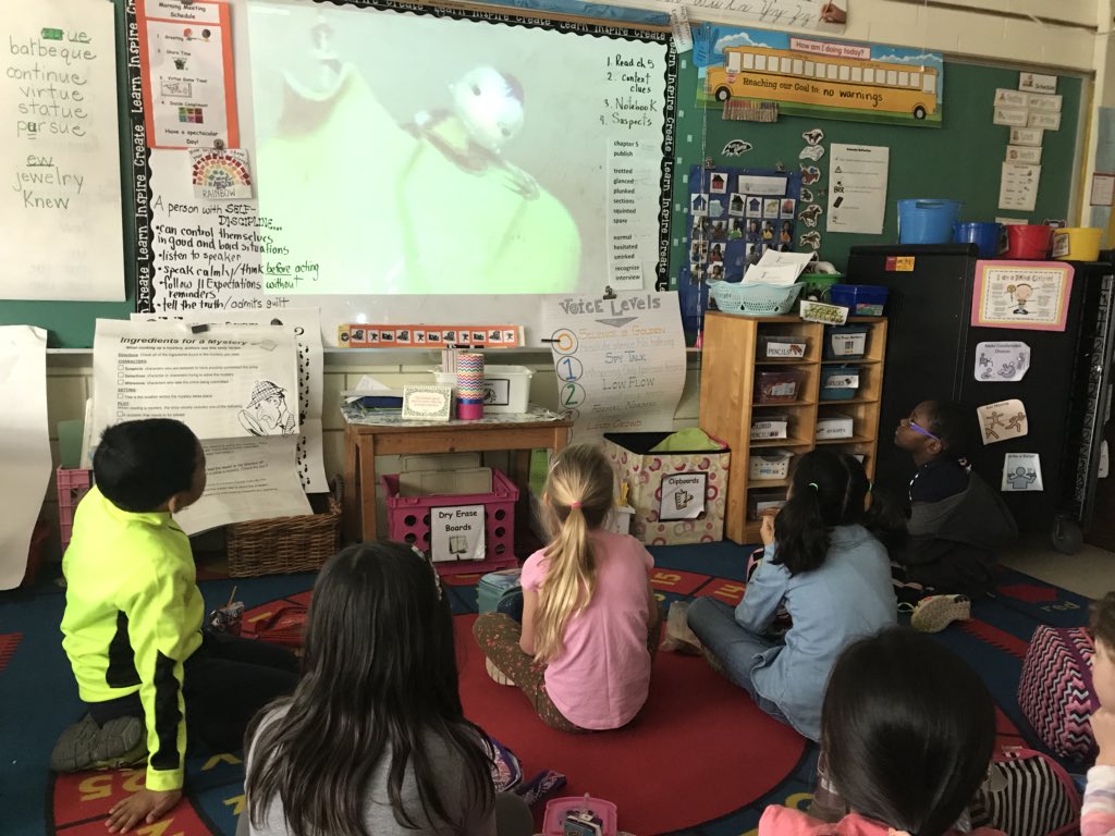 kellprice14's tweet photo. Movie lunch with Ms. Carter’s 2nd grade class for 88% participation in the STEM-tasting Family Night. #communityparticipation #choicerewards @PotSpringEl @JMartinPSES @HeidiMillerBCPS @CbyersChristina https://t.co/qefKVWYQ7x