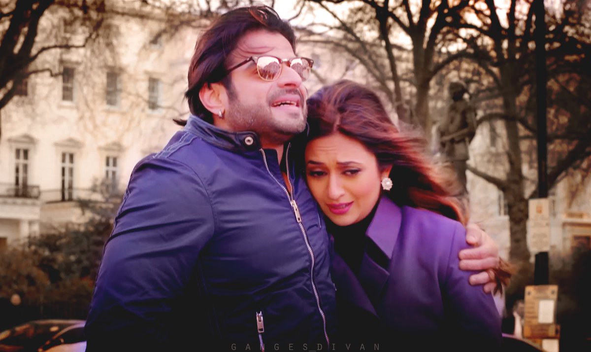 ganges_divan's tweet photo. Ugh! They are soooo 😭😭😭😍👅💦
I can't...😭😍
She's so beautiful 😭👅💦
And he's being all cute and romantic even though flirty with another woman 😭😍
@Divyanka_T @TheKaranPatel 

#IshRa #YHMInLondon https://t.co/XjmP2Pmems