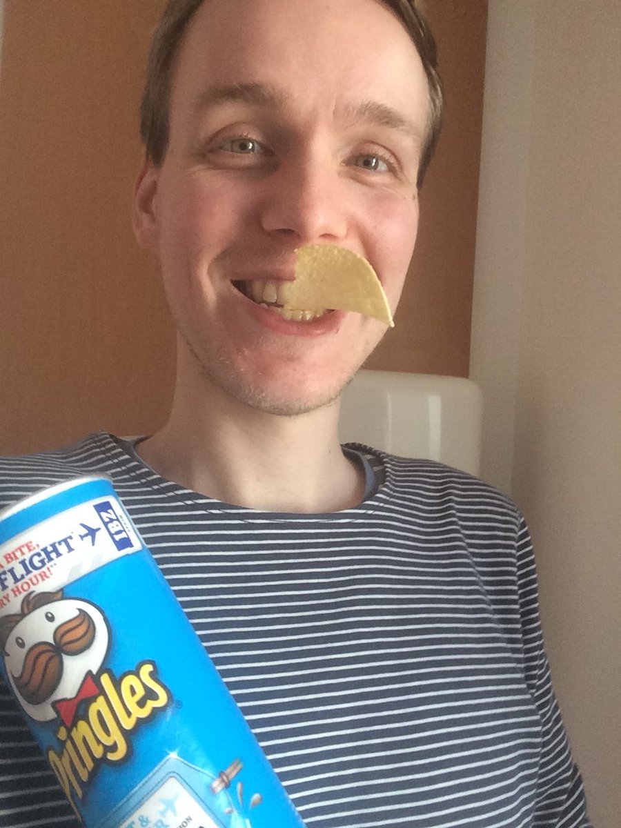 AllThatPhil's tweet photo. @Pringles_UK 😬#PringlesTakeaBite https://t.co/lLDFwVZywn