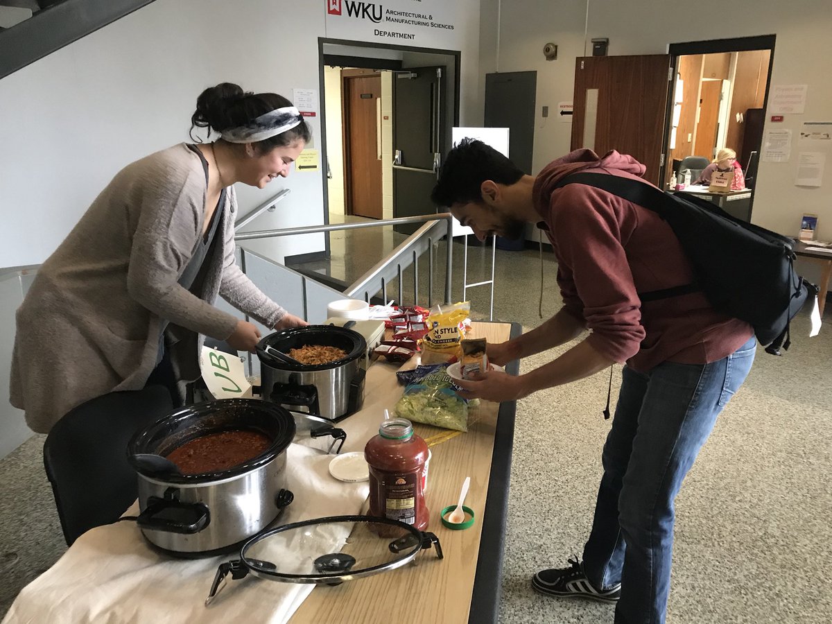 Hungry??? Come to EST and grab a “walking taco” while supporting the WKU geology club! @WKUGeo #poorstudent #geologyclub