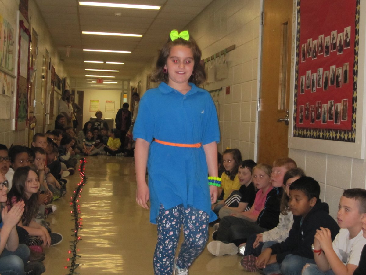 AshleyJMorrison's tweet photo. Day 2 #MCFashionWeek @mcr1pride and our 2nd graders and friends @AERedbirds are modeling polo shirts today! @bluedotinMO https://t.co/I6HSevSxA8
