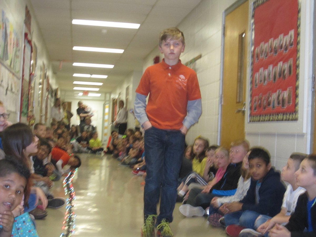 AshleyJMorrison's tweet photo. Day 2 #MCFashionWeek @mcr1pride and our 2nd graders and friends @AERedbirds are modeling polo shirts today! @bluedotinMO https://t.co/I6HSevSxA8