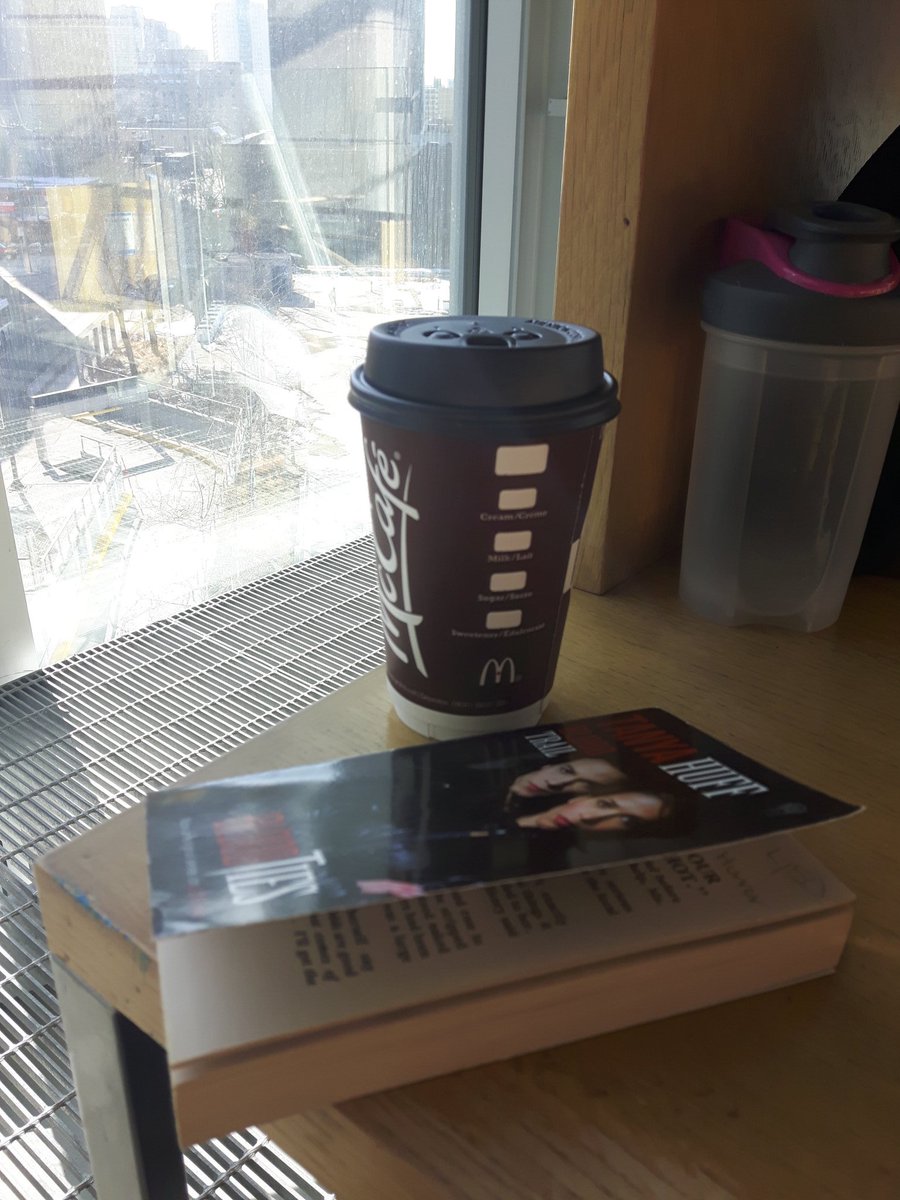 TryndaEAdair's tweet photo. Listening to the awesome @thecreativepenn #podcast and doing some reading #MilleniumLibrary for the #AuthortubeReadathon. Can't wait to hear about #screenwriting this sunny morning 😀 https://t.co/cH7owp7WSc
