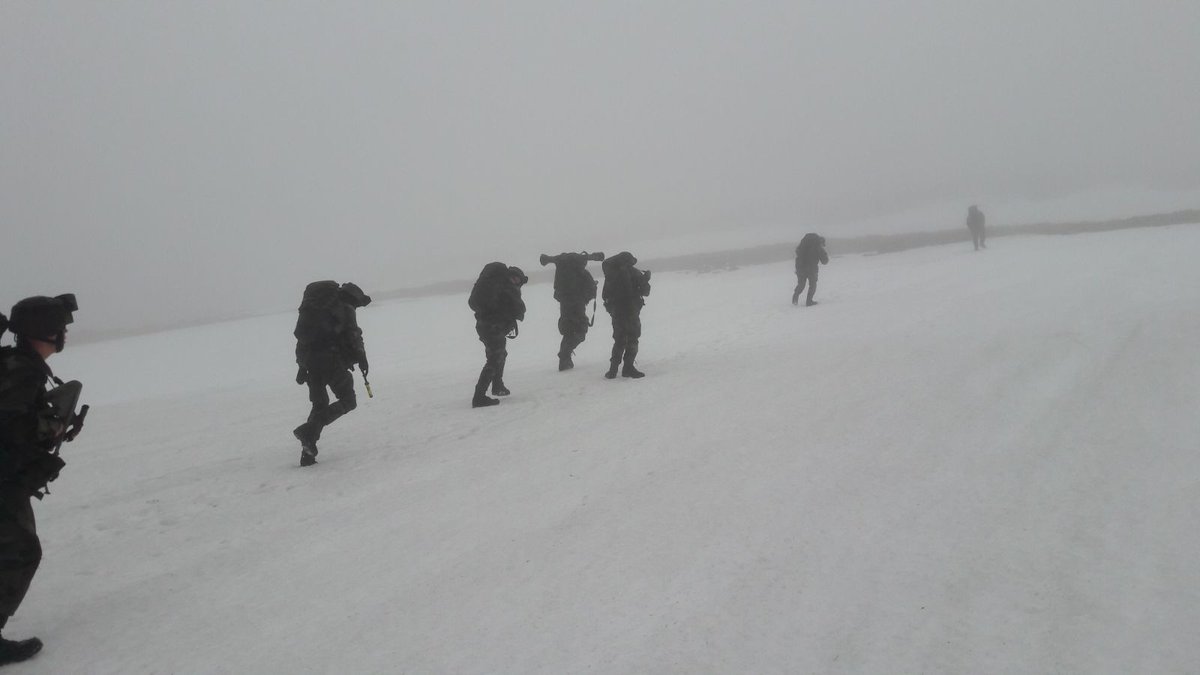 DFPRB's tweet photo. 6th Infantry Battalion 2-3 Star course on week 2/2 of their field  tactical training in the Glen of Imaal. The 79 students get to practice their tactics techniques &amp; procedures. #teamwork #resilience #alifelessordinary @defenceforces https://t.co/Y81maHYoq7