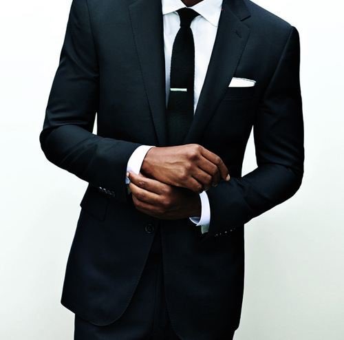 hub_mens's tweet photo. Work week, black or blue suit, nothing else! If you don’t have respect for yourself then no one else will. #Suitup #MensFashion #fashion https://t.co/v3WcBBPiML