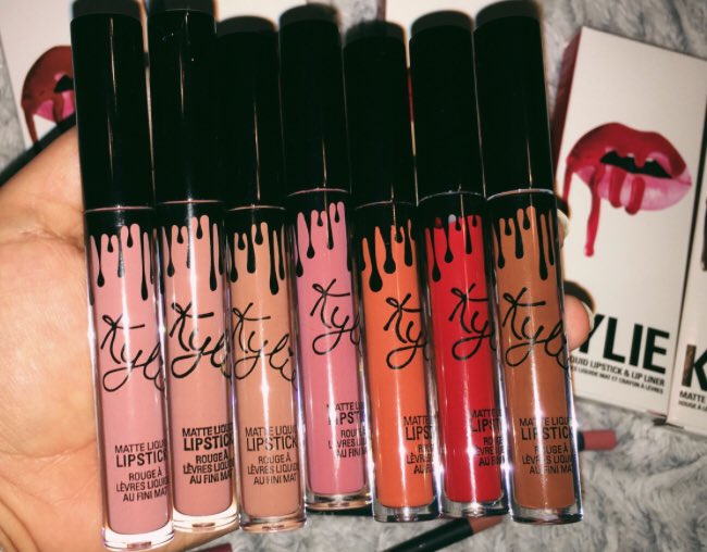 Kar_Moncayo's tweet photo. Hermoso labiales Kylie mate..! Para mayor información escribirme por interno 💄 https://t.co/iap4O6wHoz