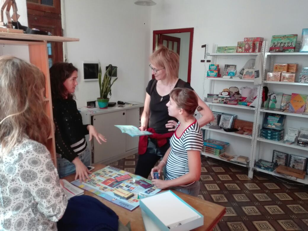 luciacirmi_'s tweet image. Aún con viento en contra, el movimiento cooperativo argentino sigue siendo un ejemplo internacional. En @CFactorial trabajan además para poner en esa historia los nombres de las mujeres.