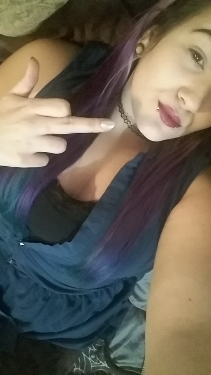 FinDomEve's tweet photo. I'm here to remind you, you're not shit, 🐖. Your $ looks better on me💅👑 so it's time to make momma happy&amp; #tribute💸
#domme #findomme #findom #paytoplay #mistress #fetish #kinks #cashslave #walletrinse  #paypig #paypigs #cucks #cuckold @DirkHooper @rtFindomL @RT_Slave @RTPork https://t.co/H3DxSXaEHA