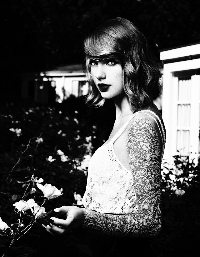 ❦┋Go ahead and cry little girl nobody does it like you do I know how much it matters to you, I know that you got daddy issues.┋