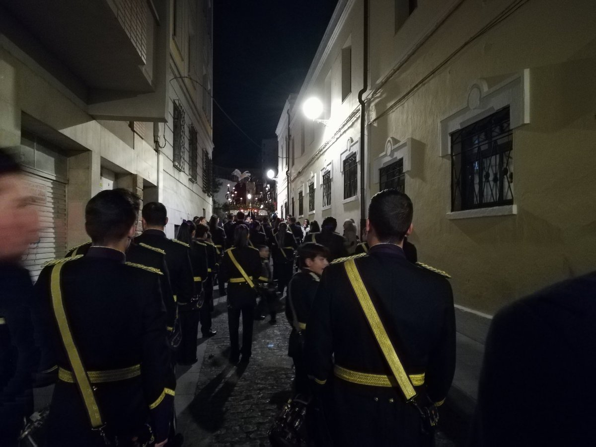 LaPasionMerida's tweet photo. Llegamos al arco de trajano
#SemanaSantaMerida18 #MartesSanto18 https://t.co/2uHeHhAmxX