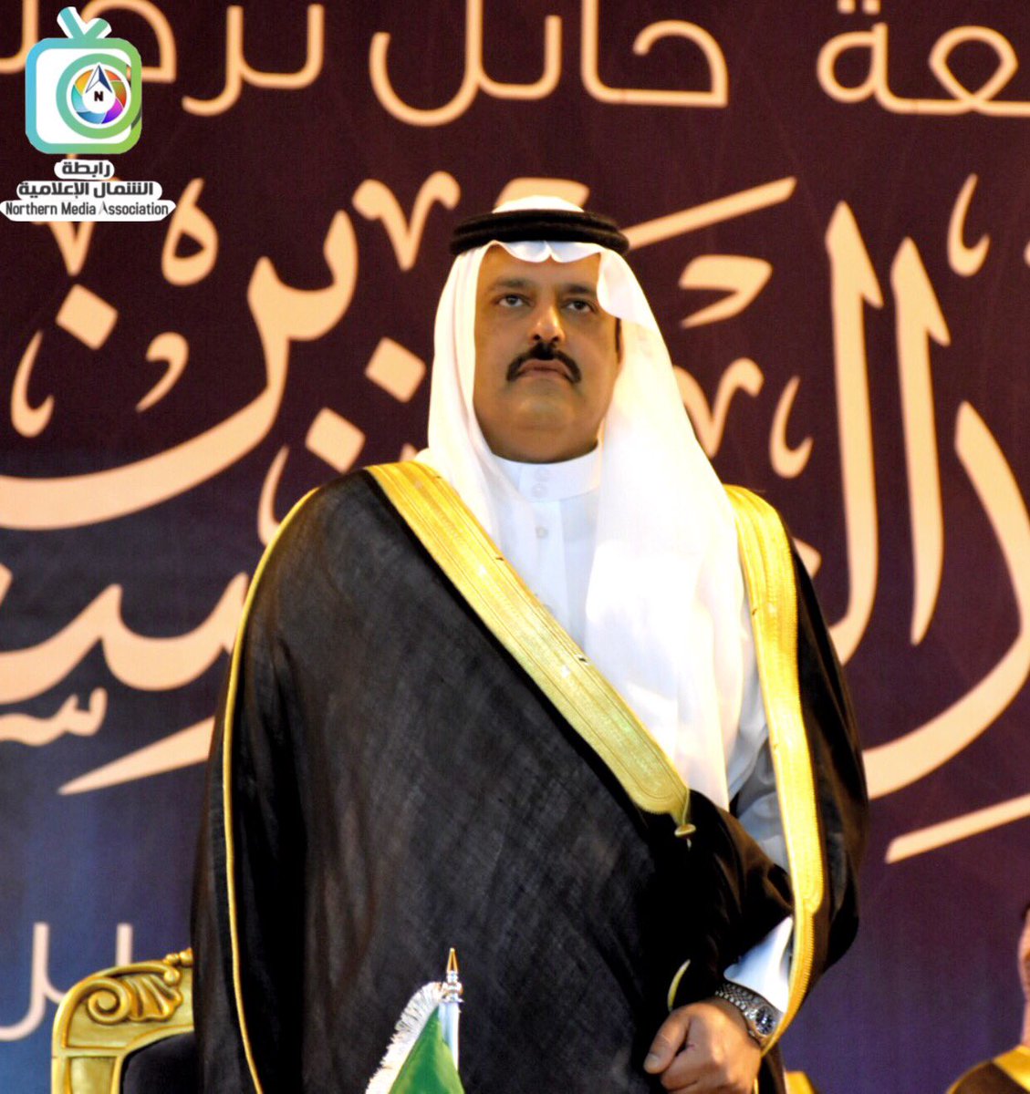 taa666_'s tweet photo. نبارك للمهندس مشاري ثروي الهمزاني الشمري على  تخرجة من كلية الهندسة وعلوم الحاسب سائلين المولى له دوام التوفيق والنجاح https://t.co/10f0bUFbhH
