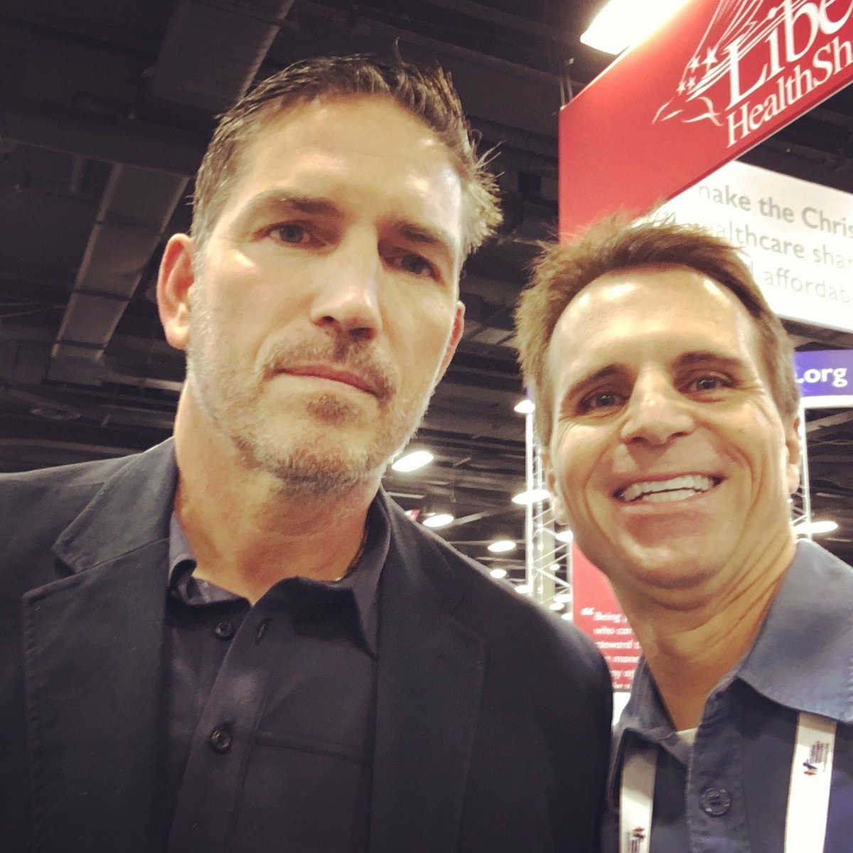 OneLifeTour's tweet image. Hanging out with Jim Caviezel! 😁