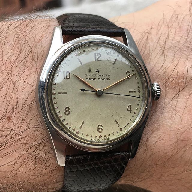 analogshift's tweet photo. Double-signed Rolex Oyster recently came in - hit us up for dibs via email! Info@analogshift.com. ....
....
.... #womw #watchpassion #watchfam #watchmania #watchaddict #menstyle #watchoftheday #watchesofinstagram #picoftheday #nycwatches #analogshift #maketheshift #oldfash… https://t.co/S5uKPHyFhT