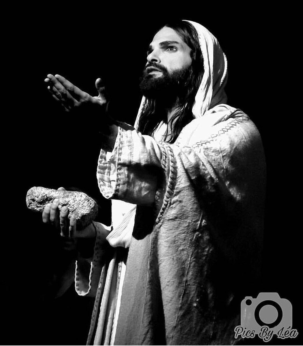 Jesus Le Spectacle (@jesusspectacle) on Twitter photo « Que celui qui n’a jamais pêché (...) s’il est sincère lui jette la première pierre »
•
Merci lea_photographie77 pour cette belle photo de <a href="/mike_massy/">MIKE MASSY</a> !
Prochaines dates au Zénith de Lille le 7 avril ! Info et résa : goo.gl/HDhbTh « Que celui qui n’a jamais pêché (...) s’il est sincère lui jette la première pierre »
•
Merci lea_photographie77 pour cette belle photo de <a href="/mike_massy/">MIKE MASSY</a> !
Prochaines dates au Zénith de Lille le 7 avril ! Info et résa : goo.gl/HDhbTh